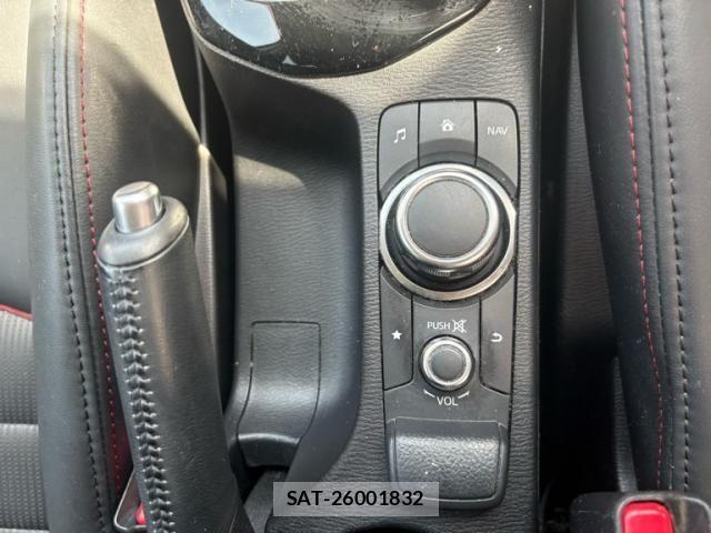 Mazda CX-3 2015-12 7216796-18