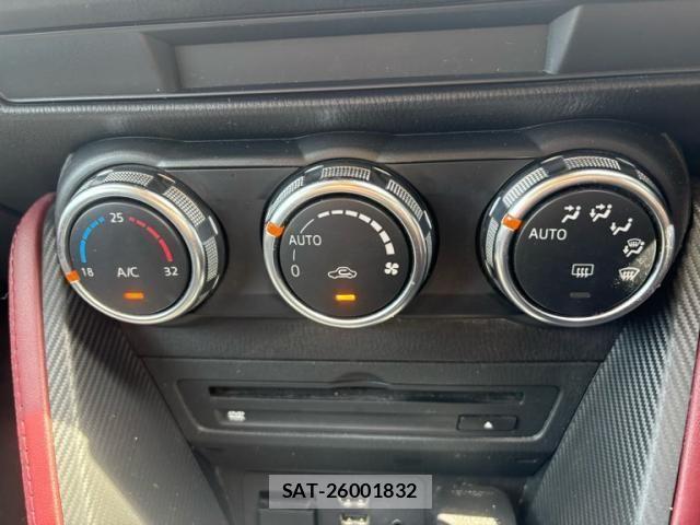 Mazda CX-3 2015-12 7216796-21