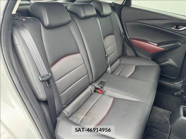 Mazda CX-3 2015-02 7250345-9
