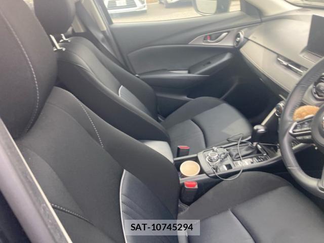 Mazda CX-3 2023-09 7326463-11