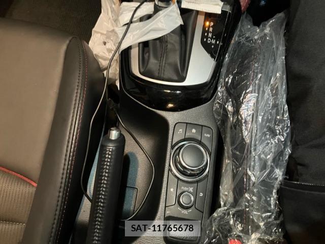 Mazda CX-3 2015-04 7357374-24
