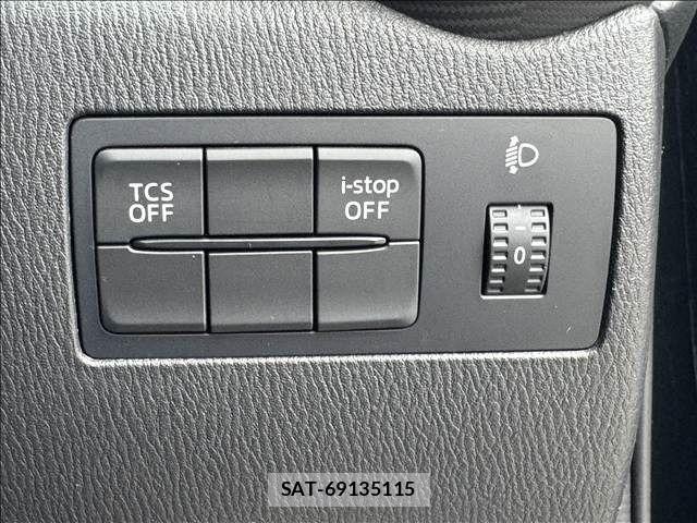 Mazda CX-3 2015-11 7357361-21