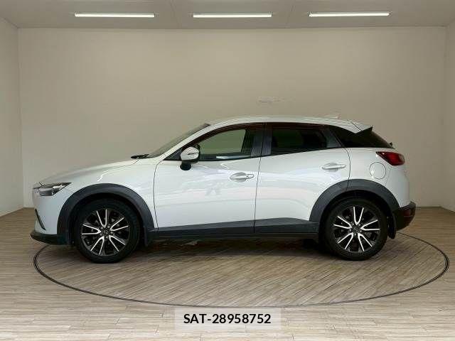 Mazda CX-3 2015-06 7357358-15