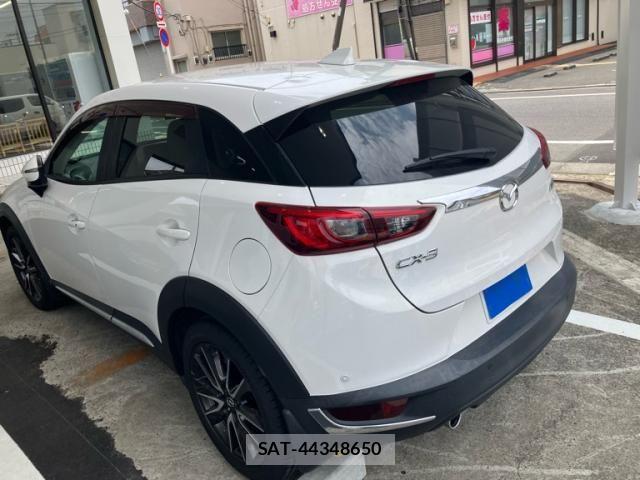Mazda CX-3 2015-11 7391756-3