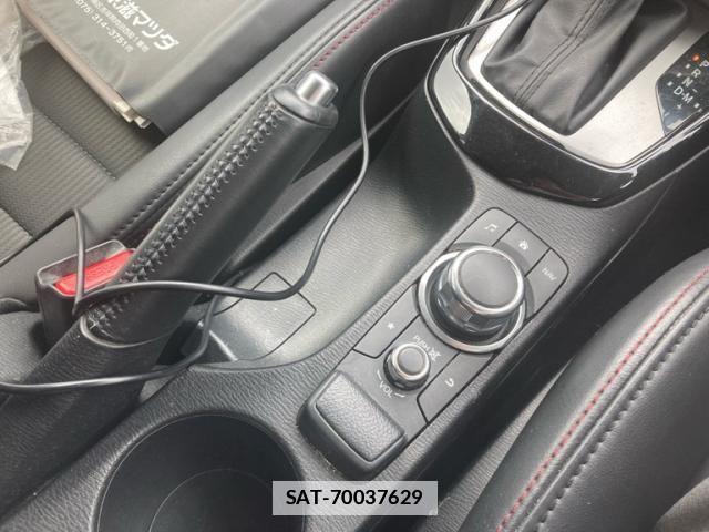 Mazda CX-3 2016-05 7500103-19