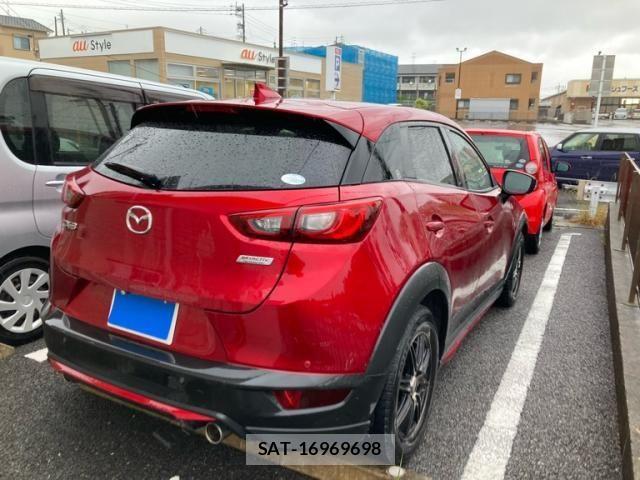 Mazda CX-3 2018-02 7500100-3