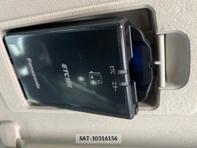 Mazda CX-3 2024-08 7500098-6