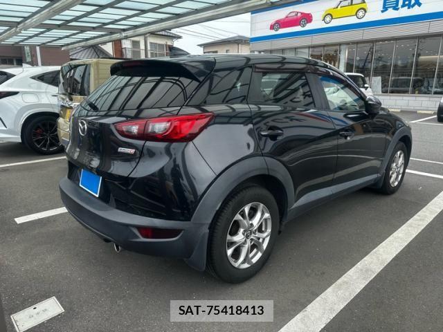 Mazda CX-3 2017-02 7615931-5