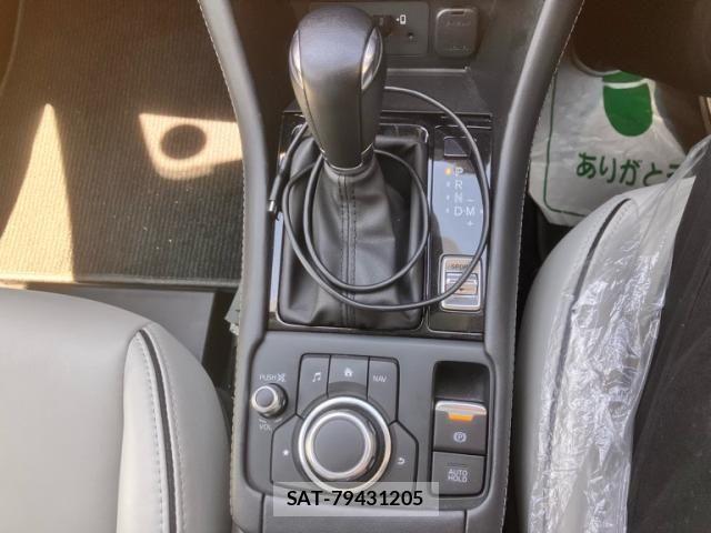 Mazda CX-3 2022-10 7615920-24