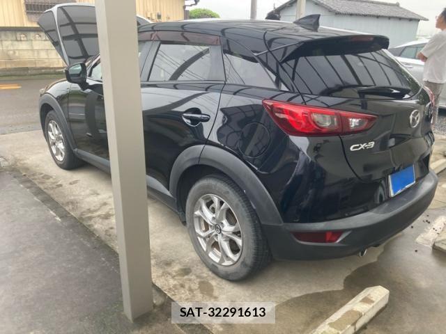 Mazda CX-3 2016-04 7615933-2