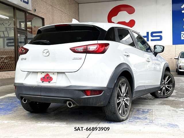 Mazda CX-3 2015-05 7615930-2