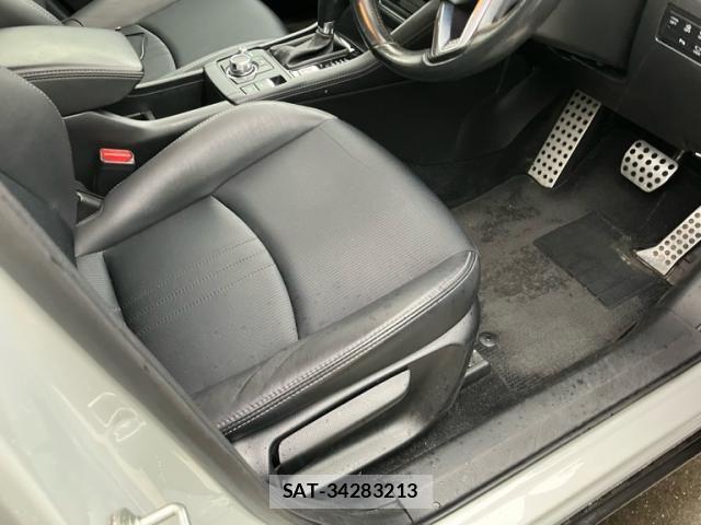 Mazda CX-3 2018-08 7615929-17