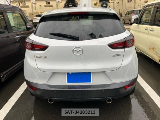 Mazda CX-3 2018-08 7615929-2