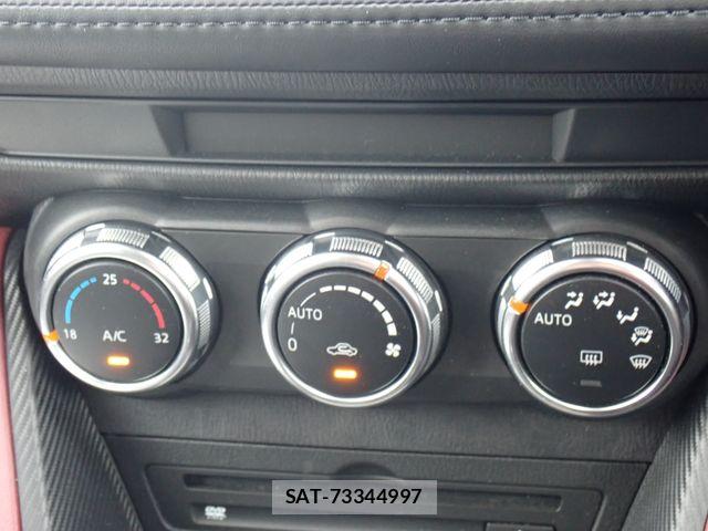 Mazda CX-3 2017-09 7961083-14
