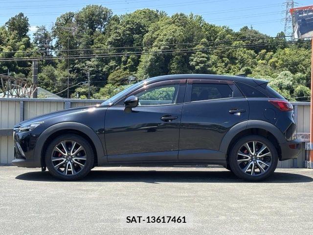 Mazda CX-3 2017-09 7978921-17