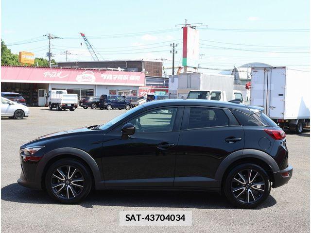 Mazda CX-3 2017-09 7978925-29