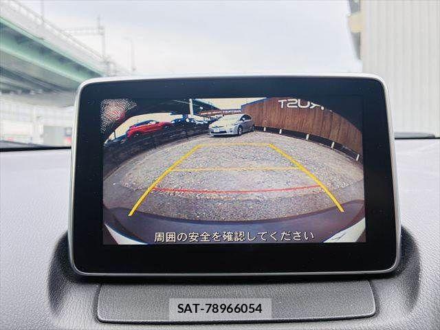 Mazda CX-3 2015-08 8035123-6