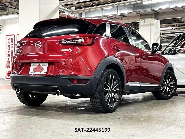 Mazda CX-3 2016-02 8035121-2