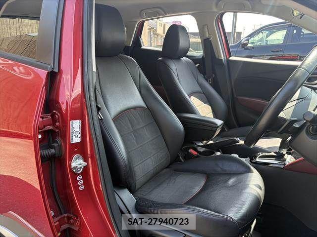 Mazda CX-3 2015-12 8035125-10