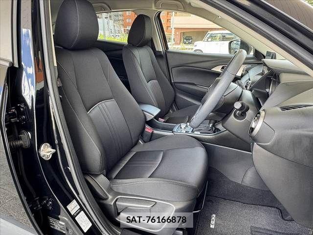 Mazda CX-3 2023-11 8035118-15