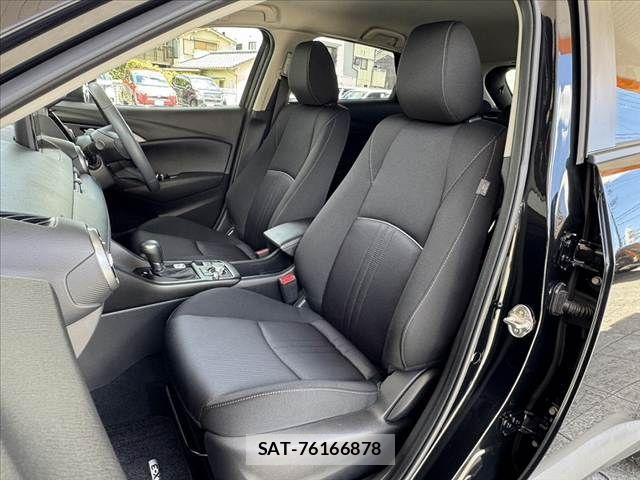 Mazda CX-3 2023-11 8035118-17