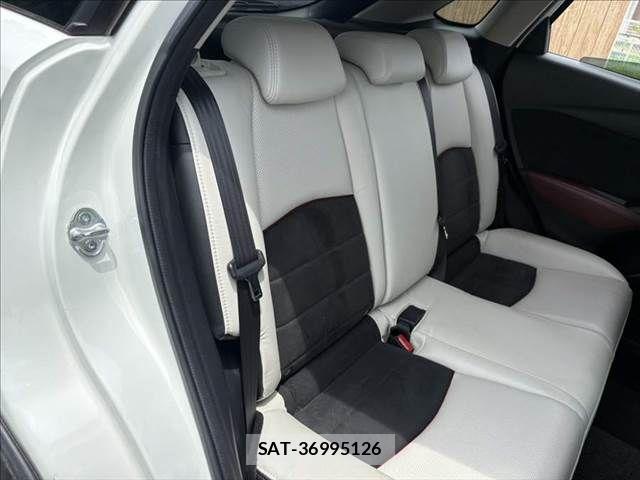 Mazda CX-3 2015-12 8073435-11