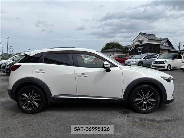 Mazda CX-3 2015-12 8073435-19