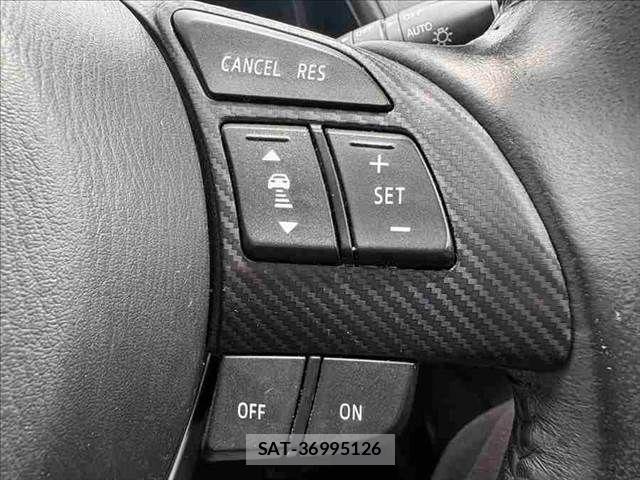 Mazda CX-3 2015-12 8073435-7
