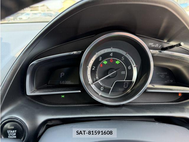 Mazda CX-3 2017-01 8073433-12