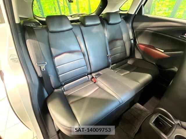 Mazda CX-3 2015-03 8073431-8
