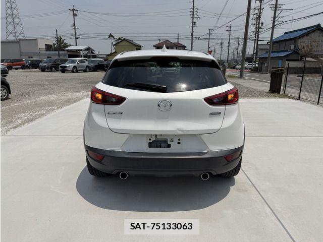Mazda CX-3 2015-03 8073434-6