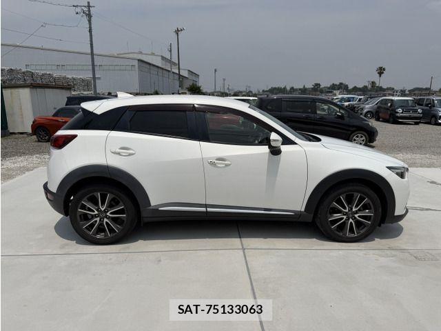 Mazda CX-3 2015-03 8073434-7