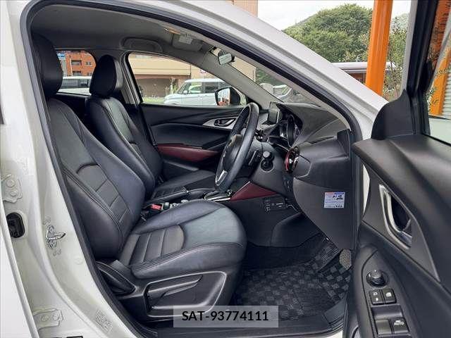 Mazda CX-3 2015-07 8098714-15