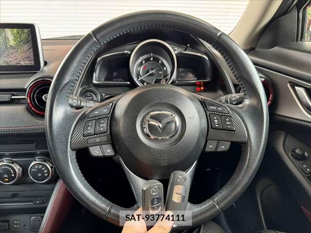 Mazda CX-3 2015-07 8098714-6