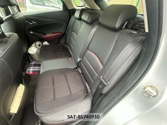Mazda CX-3 2017-05 8098716-13