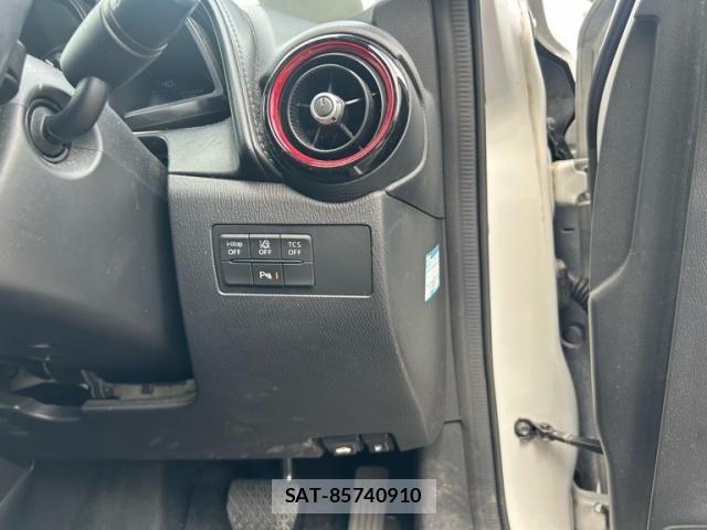 Mazda CX-3 2017-05 8098716-17