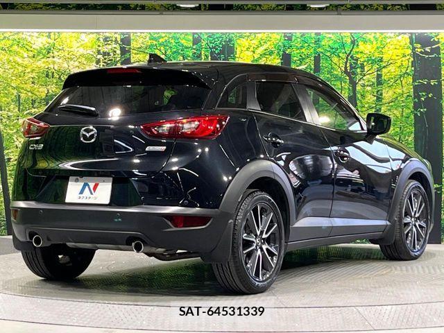 Mazda CX-3 2017-08 8098711-16