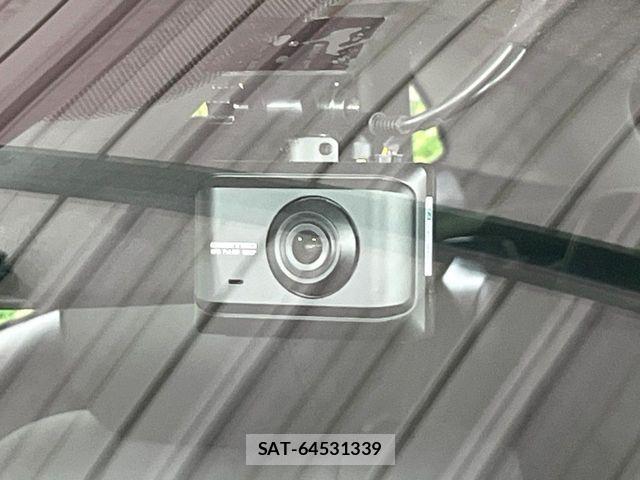 Mazda CX-3 2017-08 8098711-6