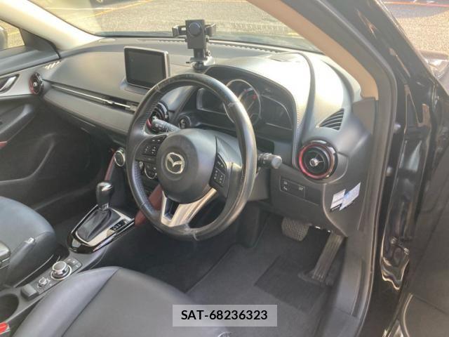 Mazda CX-3 2016-09 8098717-11