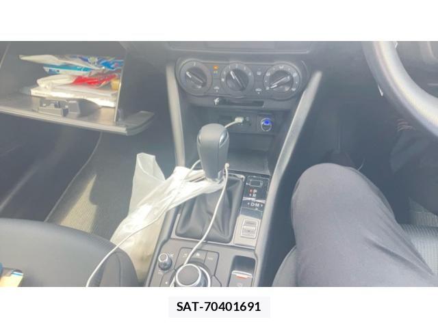 Mazda CX-3 2022-07 8098709-15