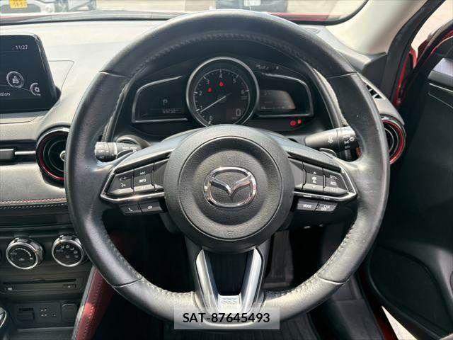 Mazda CX-3 2017-09 8098712-13