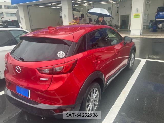Mazda CX-3 2015-12 8129573-5