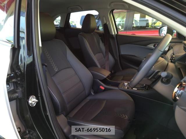 Mazda CX-3 2025-10 8158232-12