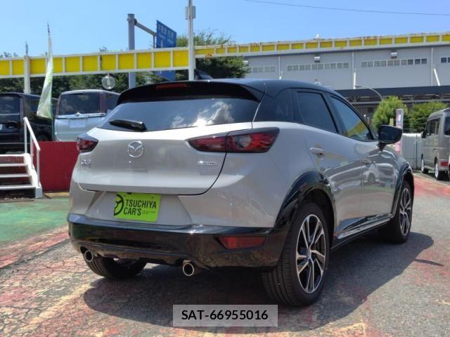 Mazda CX-3 2025-10 8158232-1