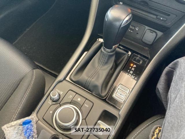 Mazda CX-3 2022-01 8158233-19