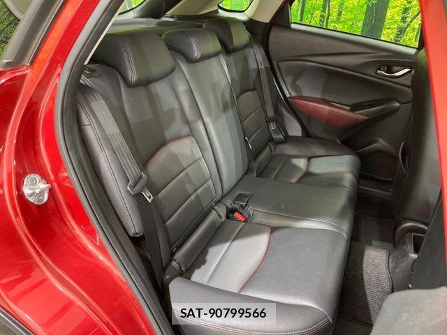 Mazda CX-3 2015-02 8158237-8
