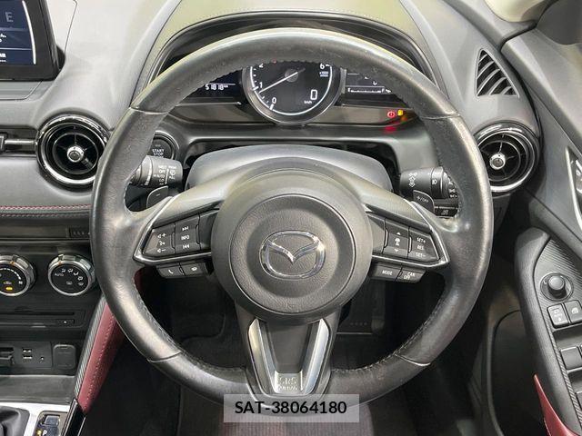 Mazda CX-3 2017-04 8158234-10