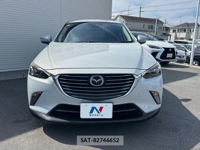 Mazda CX-3 2017-02 8207103-13