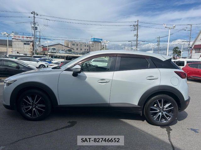 Mazda CX-3 2017-02 8207103-15