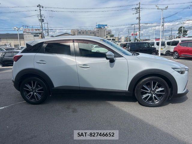 Mazda CX-3 2017-02 8207103-16